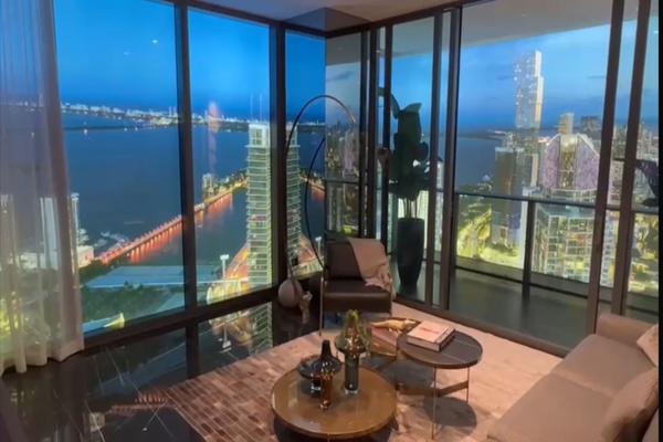 Foto de inmueble en 18 NW 11th St Miami Florida, Col. Buenavista C.P. 33136, Meoqui