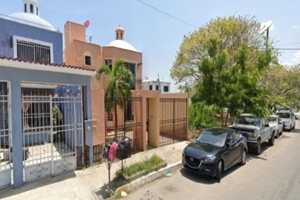 Foto de inmueble en ERICK PAOLO MARTINEZ #510, Col. Bicentenario C.P. 77086, Othón P. Blanco