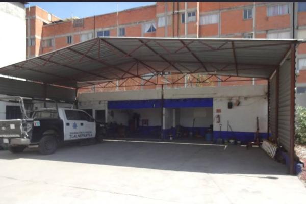 Foto de inmueble en Atizapan Centro, Cdad. López Mateos, Méx. #s/n, Col. Ciudad Adolfo López Mateos C.P. 52900, Atizapán de Zaragoza