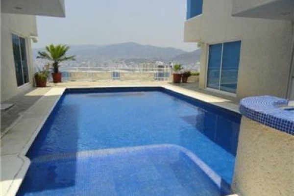 Foto de inmueble en coral #2154, Col. Joyas de Brisamar C.P. 39865, Acapulco de Juárez
