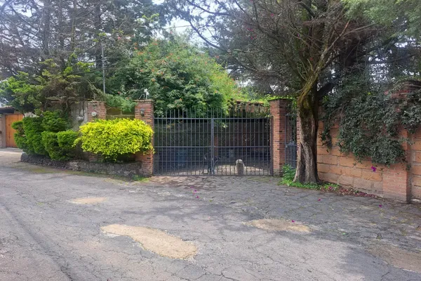 Foto de inmueble en 2da cerrada del Cedral #12, Col. Tlalpuente C.P. 14460, Tlalpan