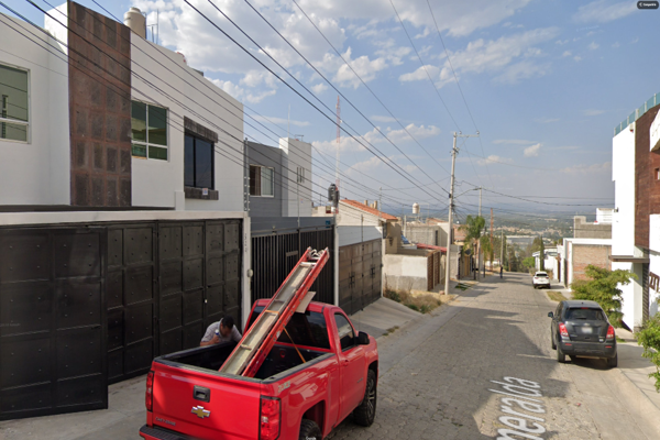 Foto de inmueble en Esmeralda, Paseos de La Montaña, 47463 Lagos de Moreno, Jal. #s/n, Col. Colinas de San Javier C.P. 47463, Lagos de Moreno