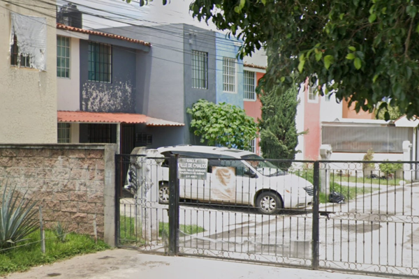 Foto de inmueble en VALLE DORADO  #200, Col. 4 Estaciones C.P. 45653, Tlajomulco de Zúñiga