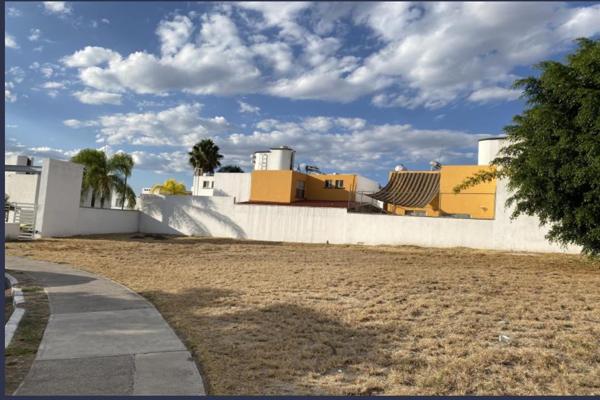 Foto de inmueble en Tabachines, El Pueblito, Qro., Col. Tabachines C.P. 76902, Corregidora