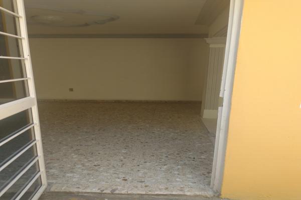 Foto de inmueble en Calle 6 & Blanca Rosa, Agrícola Pantitlán, 08100 Ciudad de México, CDMX, Col. Agrícola Pantitlan C.P. 08100, Iztacalco
