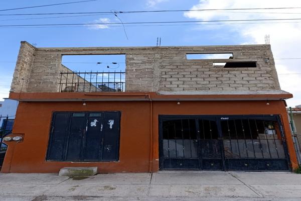 Foto de inmueble en Av. Sta. Ana, 45653 Hacienda Santa Fe, Jal. #312, Col. Hacienda Santa Fe C.P. 45653, Tlajomulco de Zúñiga