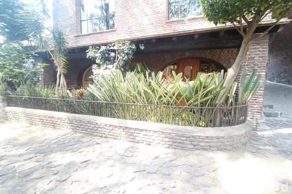 Foto de inmueble en 2ndo Retorno Pablo de la Llave #130, Col. Bosques de Tetlameya C.P. 04730, Coyoacán