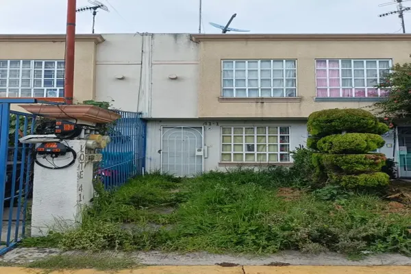 Foto de inmueble en 2° circuito de hacienda la compañia #1, Col. Los Héroes Chalco C.P. 56644, Chalco