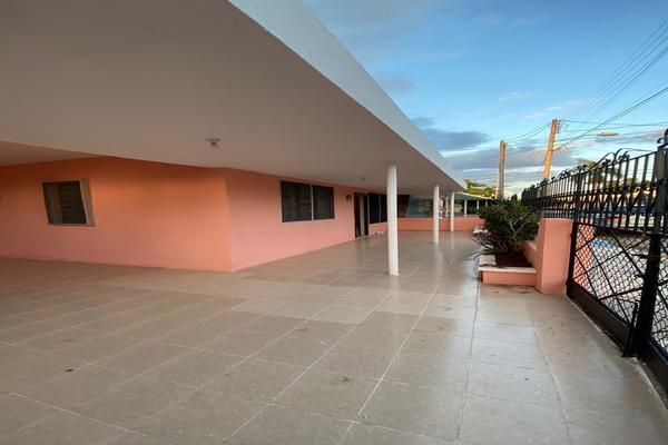 Foto de inmueble en 3, Col. Miguel Alemán C.P. 97148, Mérida
