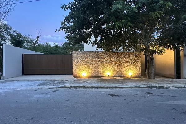 Foto de inmueble en 3, Col. Villas de Tixcacal C.P. 97246, Mérida