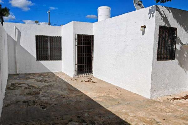 Foto de inmueble en 30, Col. Pinos Norte II C.P. 97138, Mérida