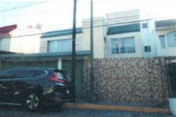 Foto de inmueble en Liorna, Coapa, Acoxpa, 14300 Ciudad de México, CDMX, Col. Residencial Acoxpa C.P. 14300, Tlalpan