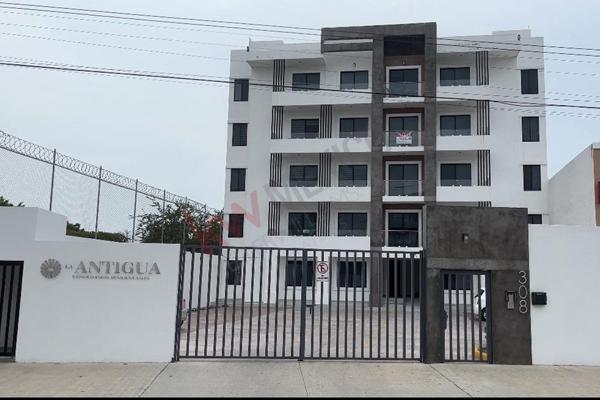 Foto de inmueble en Avenida Miguel Alemán  #201-380, Col. Centro C.P. 82000, Mazatlán