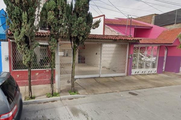 Foto de inmueble en Francisco C. Morales, Col. Echeverría 1a. Sección C.P. 44970, Guadalajara