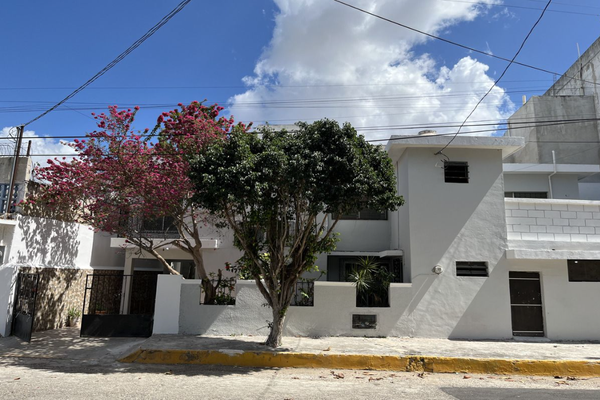 Foto de inmueble en 31, Col. Itzaes C.P. 97068, Mérida