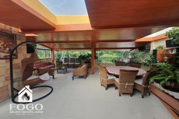 Foto de inmueble en CASA HERMOSA FRENTE A PARQUE  #s/n, Col. La Estancia C.P. 45030, Zapopan