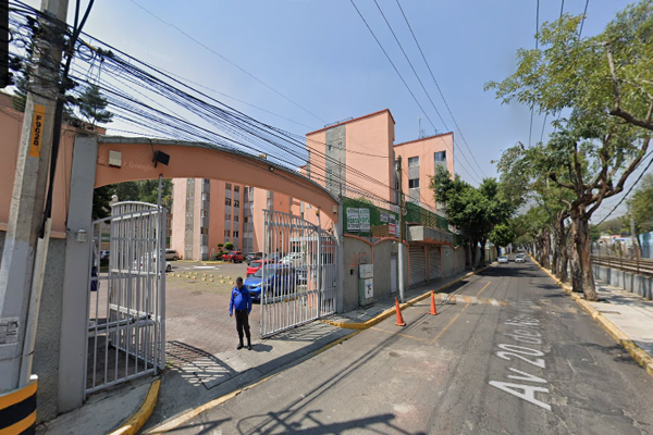 Foto de inmueble en Avenida 20 de Noviembre , Col. Ampliación La Noria C.P. 16030, Xochimilco