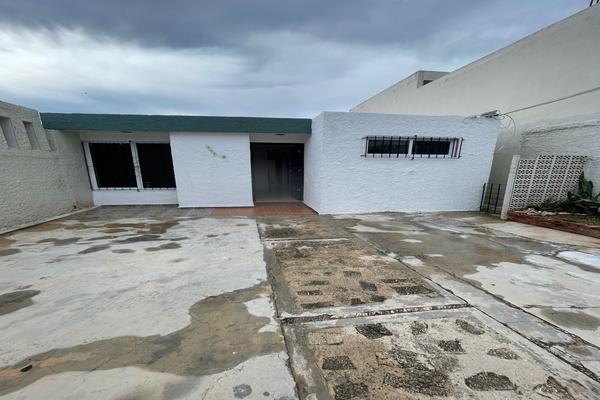 Foto de inmueble en 33, Col. Los Pinos C.P. 97138, Mérida