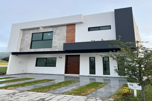 Foto de inmueble en Boulevard Bosques de Santa AnitaInt. 10, Col. Bosques de Santa Anita C.P. 45645, Tlajomulco de Zúñiga