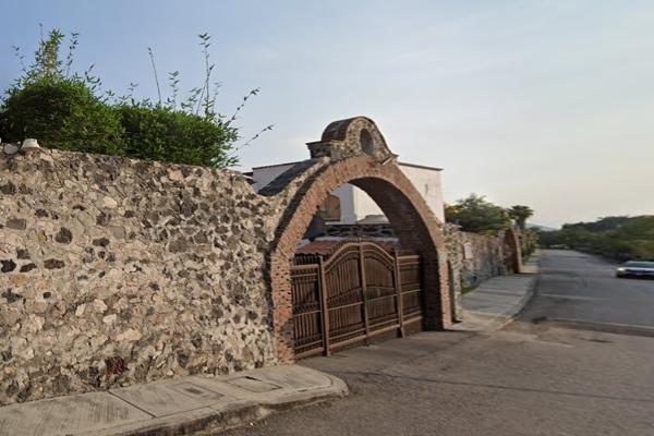 Foto de inmueble en Paseo de la Montaña, Col. Tezoyuca II C.P. 62767, Emiliano Zapata