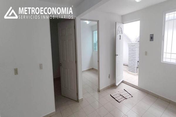 Foto de inmueble en Av. Central Sta. Clara, Jardines de Santa Clara, Ecatepec de Morelos, Méx. #1Int. 1, Col. Jardines de Santa Clara C.P. 55450, Ecatepec de Morelos