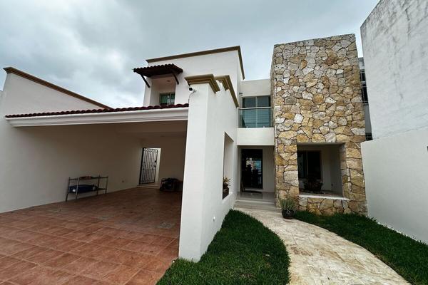 Foto de inmueble en 35, Col. Chuburna de Hidalgo C.P. 97205, Mérida