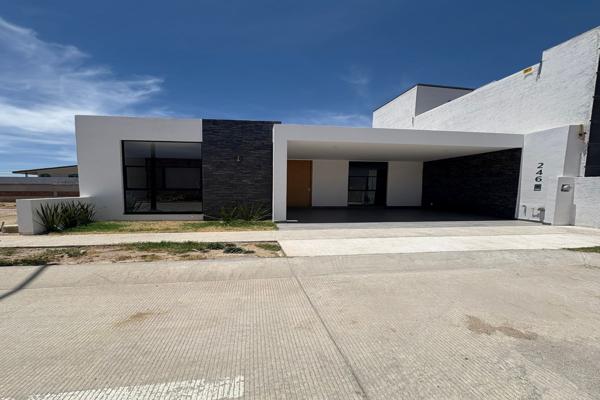 Foto de inmueble en Rinconada Santa Fe, Col. Santa Fe II C.P. 37296, León