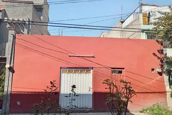 Foto de inmueble en 37 #242, Col. Jardines de Santa Clara C.P. 55450, Ecatepec de Morelos