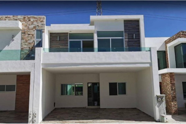 Foto de inmueble en San Armando, Col. Real del Valle C.P. 82124, Mazatlán