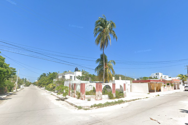 Foto de inmueble en 38, Col. Ismael Garcia C.P. 97320, Progreso