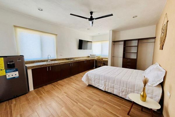 Foto de inmueble en 38, Col. Los Héroes C.P. 97306, Mérida