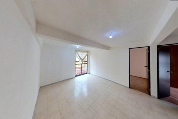 Foto de inmueble en Avenida Hidalgo 504 #504, Col. San Juan Xalpa C.P. 09850, Iztapalapa