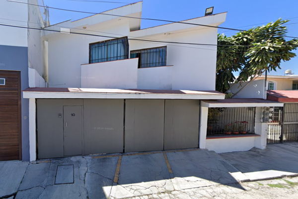 Foto de inmueble en MONTES URALES, Col. Lindavista C.P. 63110, Tepic