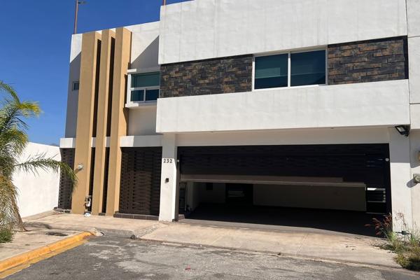 Foto de inmueble en Hacienda Las Bugambilias, Cumbres Elite, Sector Haciendas, 64349 Monterrey, N.L., Col. Cumbres Elite 3er Sector C.P. 64349, Monterrey