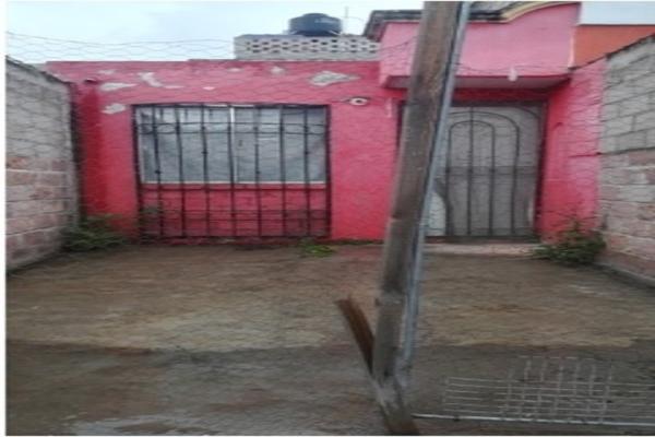 Foto de inmueble en Cda Real del Nayar #Casa A, Col. Real de Costitlán I C.P. 56386, Chicoloapan