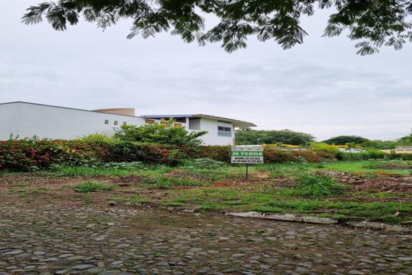Foto de inmueble en Avenida Comala #2, Col. Campestre Comala C.P. 28450, Comala