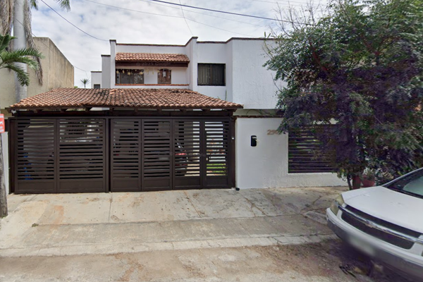 Foto de inmueble en Calle 8ᴬ 290 #290, Col. Jardines de Vista Alegre C.P. 97138, Mérida