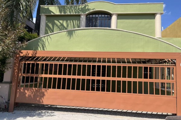 Foto de inmueble en Del Encino 811, Privadas de Anáhuac, Cerrada de Anáhuac Residencial, 66059 Cdad. Gral. Escobedo, N.L #811, Col. Cerradas de Anáhuac C.P. 66059, General Escobedo