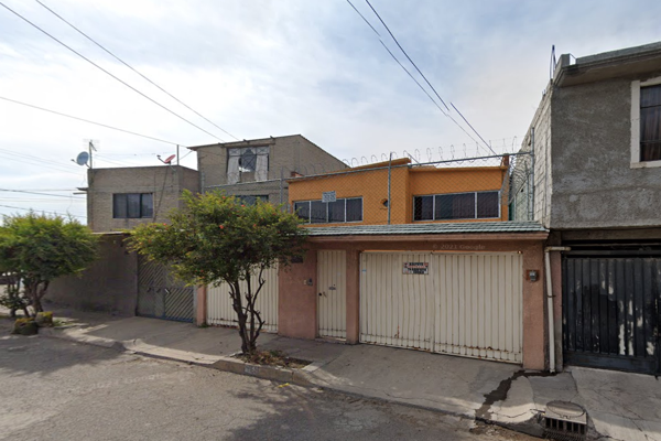 Foto de inmueble en Jardines de Ecatepec, Ecatepec de Morelos, Méx. #s/n, Col. Jardines de Ecatepec C.P. 55040, Ecatepec de Morelos