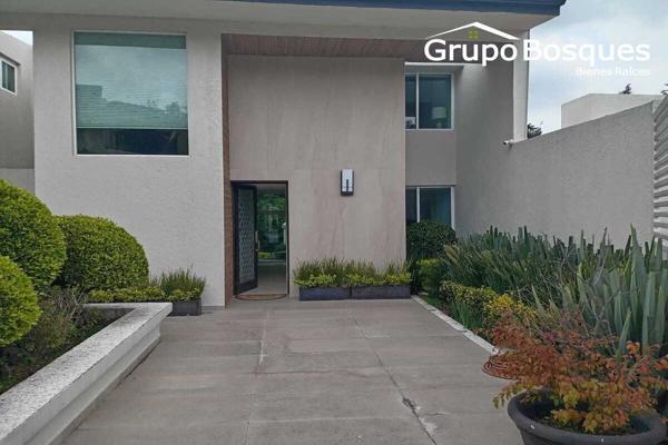 Foto de inmueble en Fraccionamiento Lomas del Río, Independencia, 53800 Naucalpan de Juárez, Méx. #Cerrada C 10, Col. Lomas del Río C.P. 53800, Naucalpan de Juárez