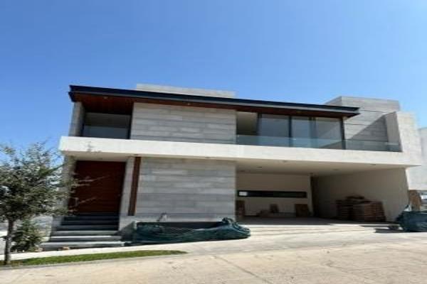 Foto de inmueble en Roncesvalles #72, Col. Villandares Residencial C.P. 78295, San Luis Potosí