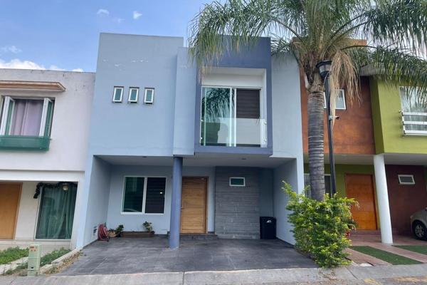 Foto de inmueble en PRIMAVERA, Col. Real de Valdepeñas C.P. 45130, Zapopan