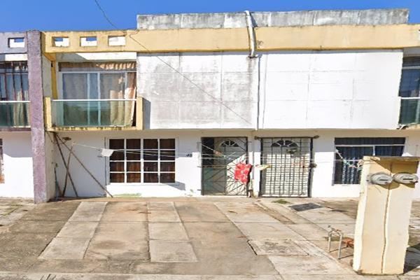 Foto de inmueble en Limonaria, Col. Punta Del Mar C.P. 96536, Coatzacoalcos