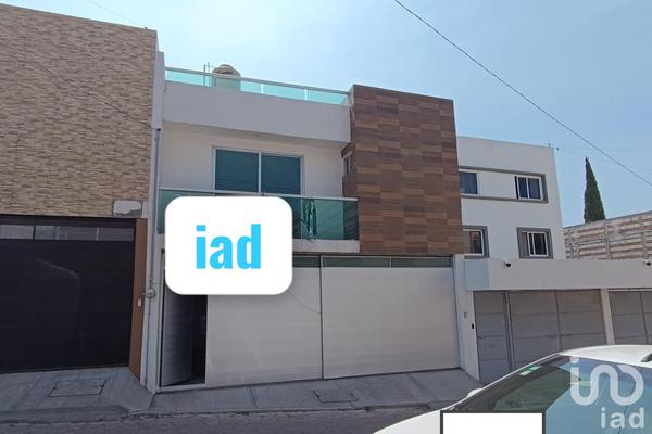 Foto de inmueble en 3ra Privada de Cristo Rey #64, Col. Ignacio Romero Vargas C.P. 72120, Puebla