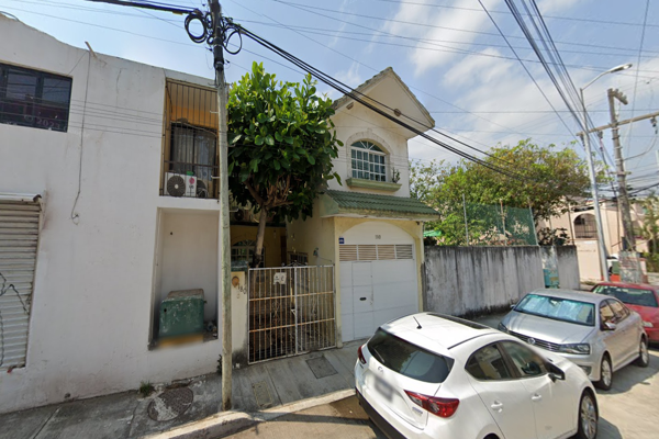Foto de inmueble en C. 7 180, Joyas de Mocambo, 94297 Boca del Río, Ver. #180, Col. Ejido Primero de Mayo Norte C.P. 94297, Boca del Río