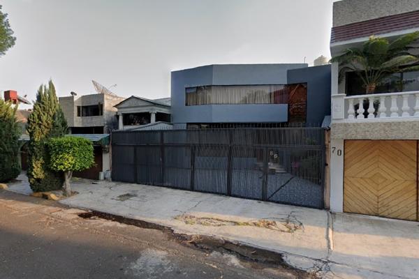 Foto de inmueble en Avenida Paseo del Bosque, Col. Paseos de Taxqueña C.P. 04250, Coyoacán