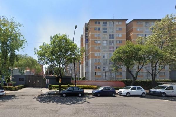 Foto de inmueble en Calzada Renacimiento #120, Col. Petrolera C.P. 02480, Azcapotzalco
