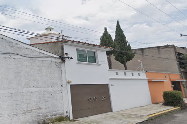 Foto de inmueble en Xitli, Col. Xinantécatl C.P. 52169, Metepec