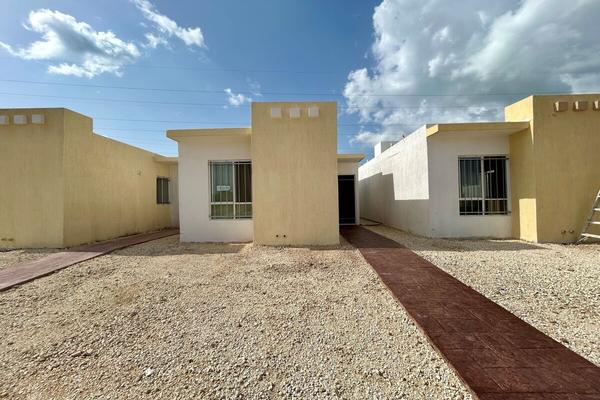 Foto de inmueble en 43, Col. Tixcacal Opichen C.P. 97249, Mérida
