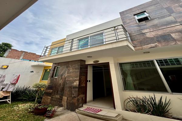Foto de inmueble en Irepan #s/n, Col. Félix Ireta C.P. 58070, Morelia